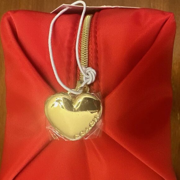 Coach Red Cosmetics Pouch Travel Case Makeup Bag Gold Heart Charm NEW - Picture 4 of 7